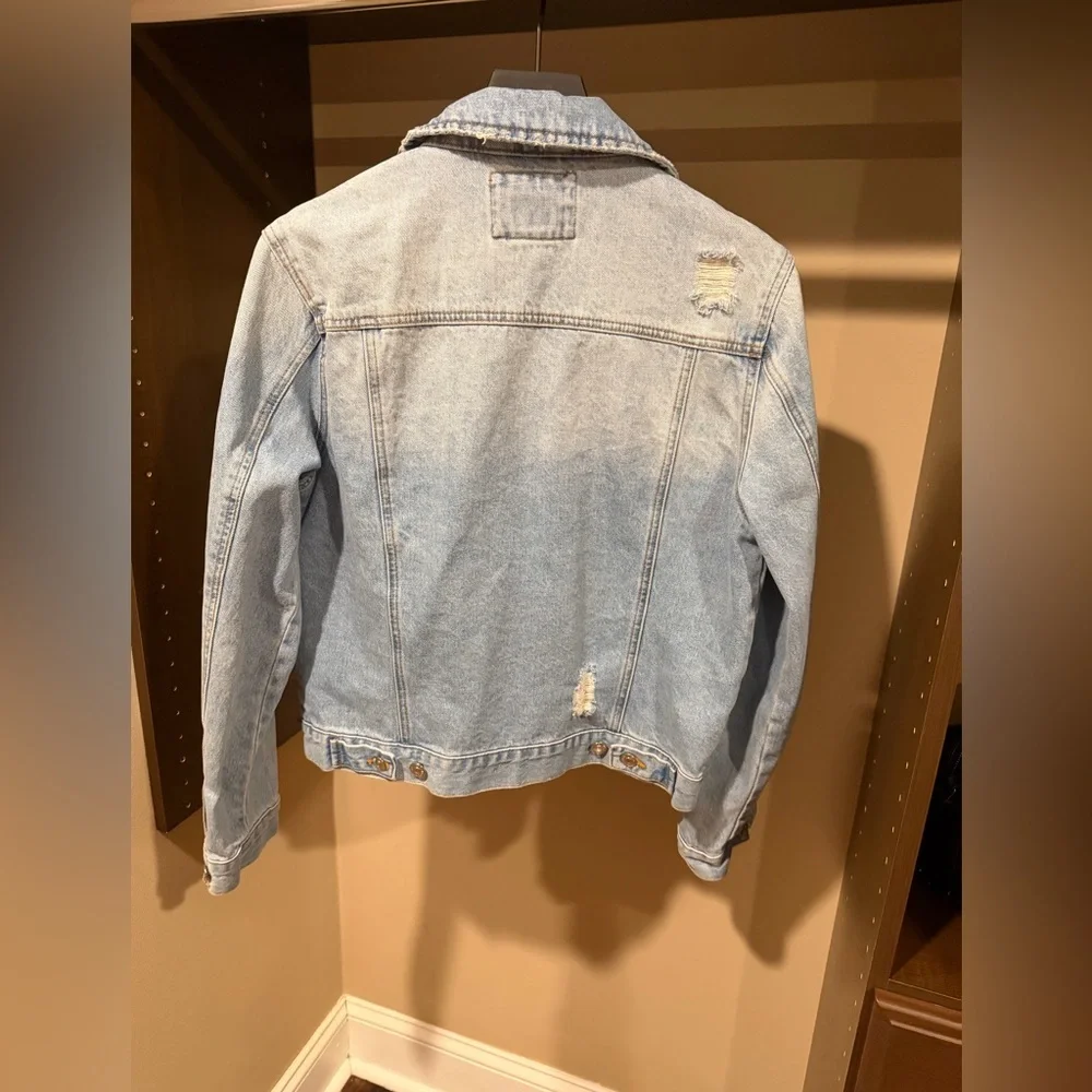 Forever 21 Light Blue Jean Jacket - Picture 4 of 4